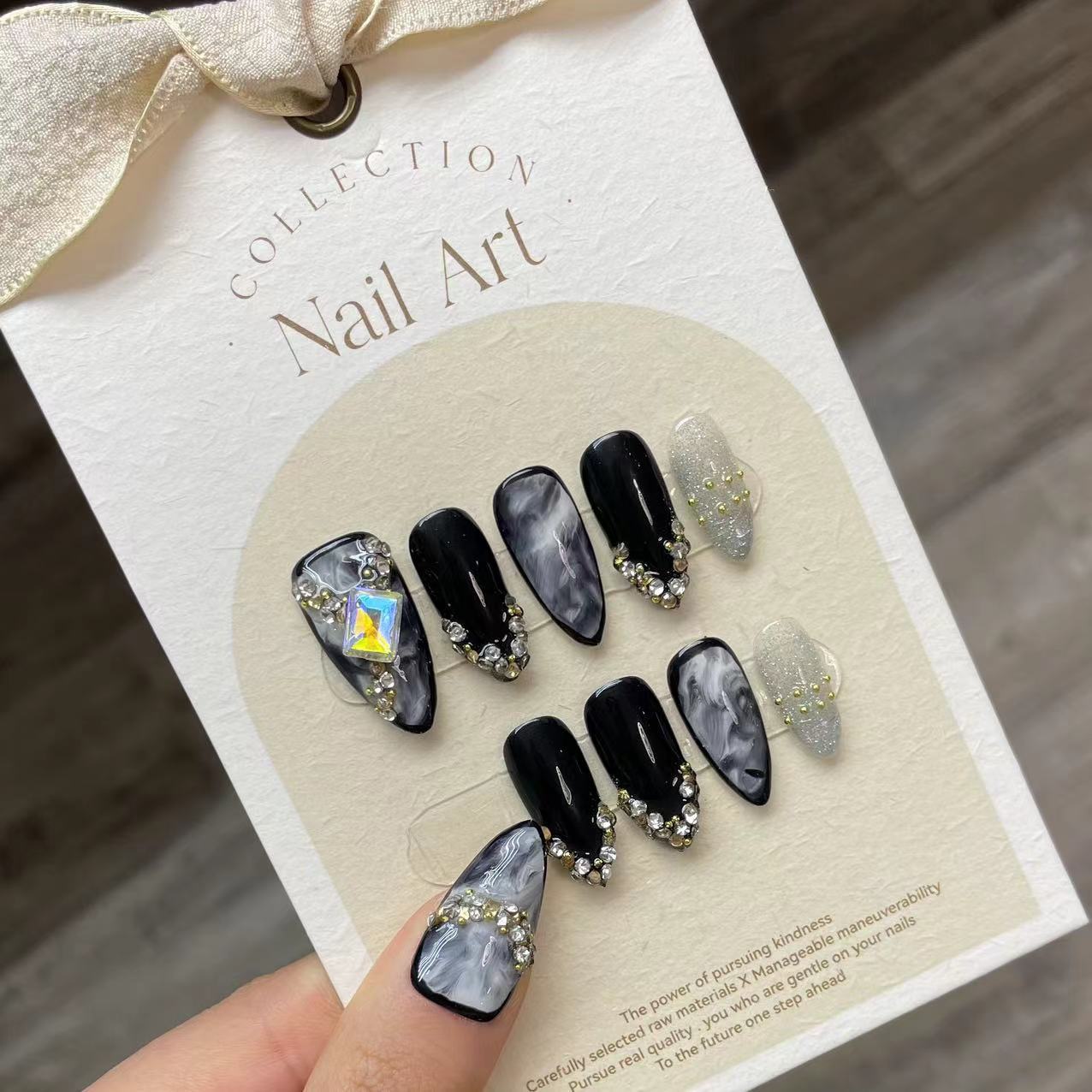 Stampa fatta a mano sulle ungh - Nail Art Pink recensione e prezzo