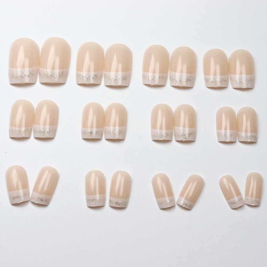 Set da 24 pezzi di unghie fint - Nail Art Press On recensione e prezzo